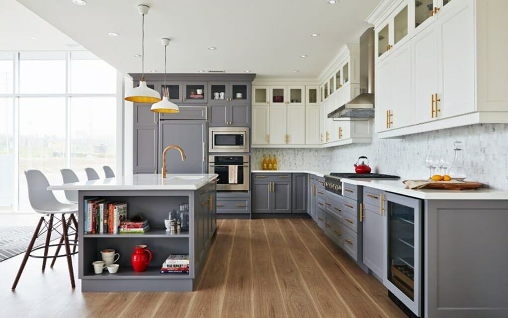 Cabinet And Quartz Countertop Pairings, White Kitchen With Dark Grey Quartz Countertops