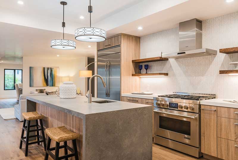 Modern Kitchen Counters & Islands