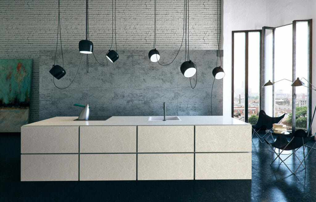 Modern kitchen with Island in Caesarstone 5130 Cosmopolitan White | 1867