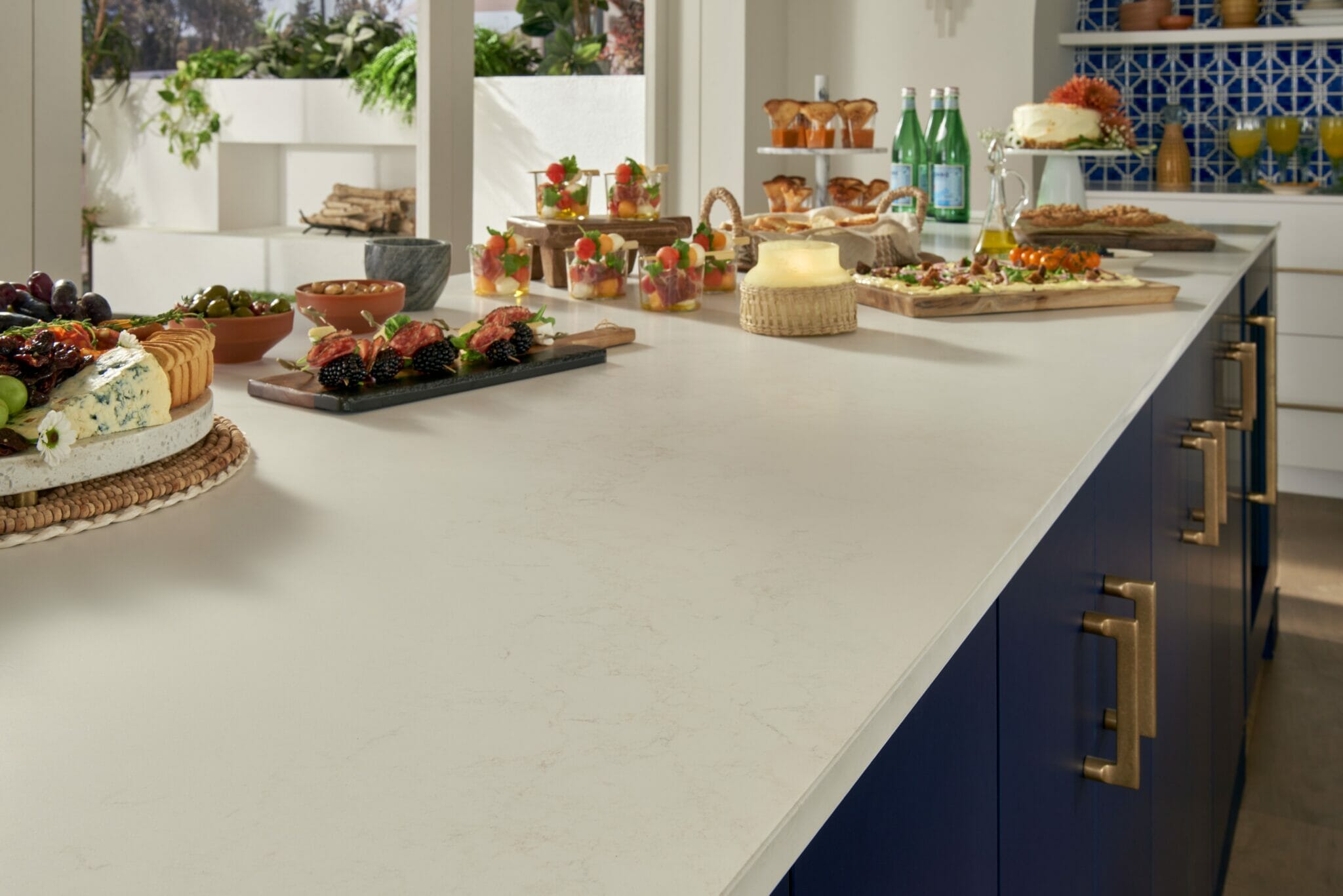 Can You Paint Quartz Countertops? Caesarstone US