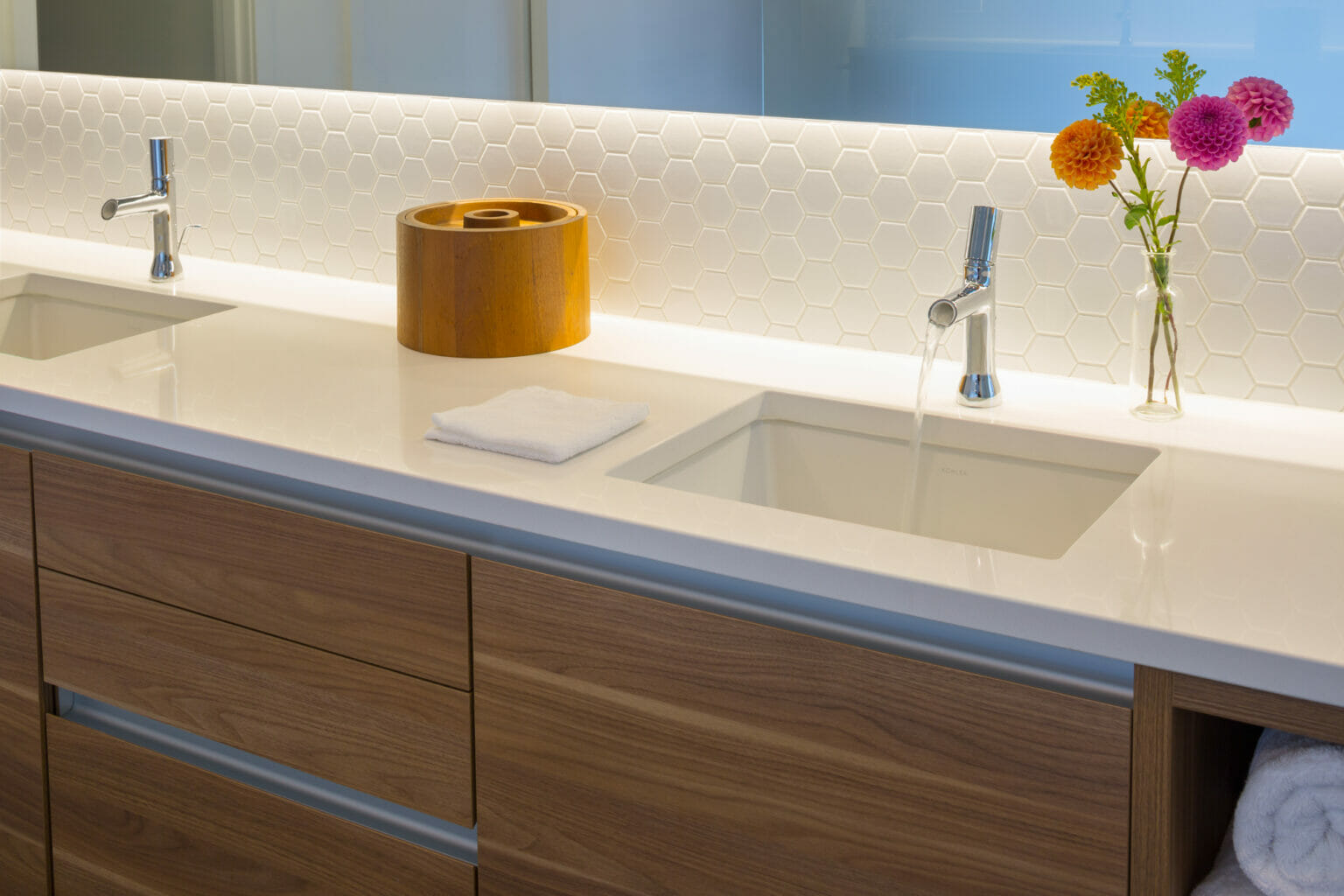 8 Summer Bathroom Decor Ideas Caesarstone US